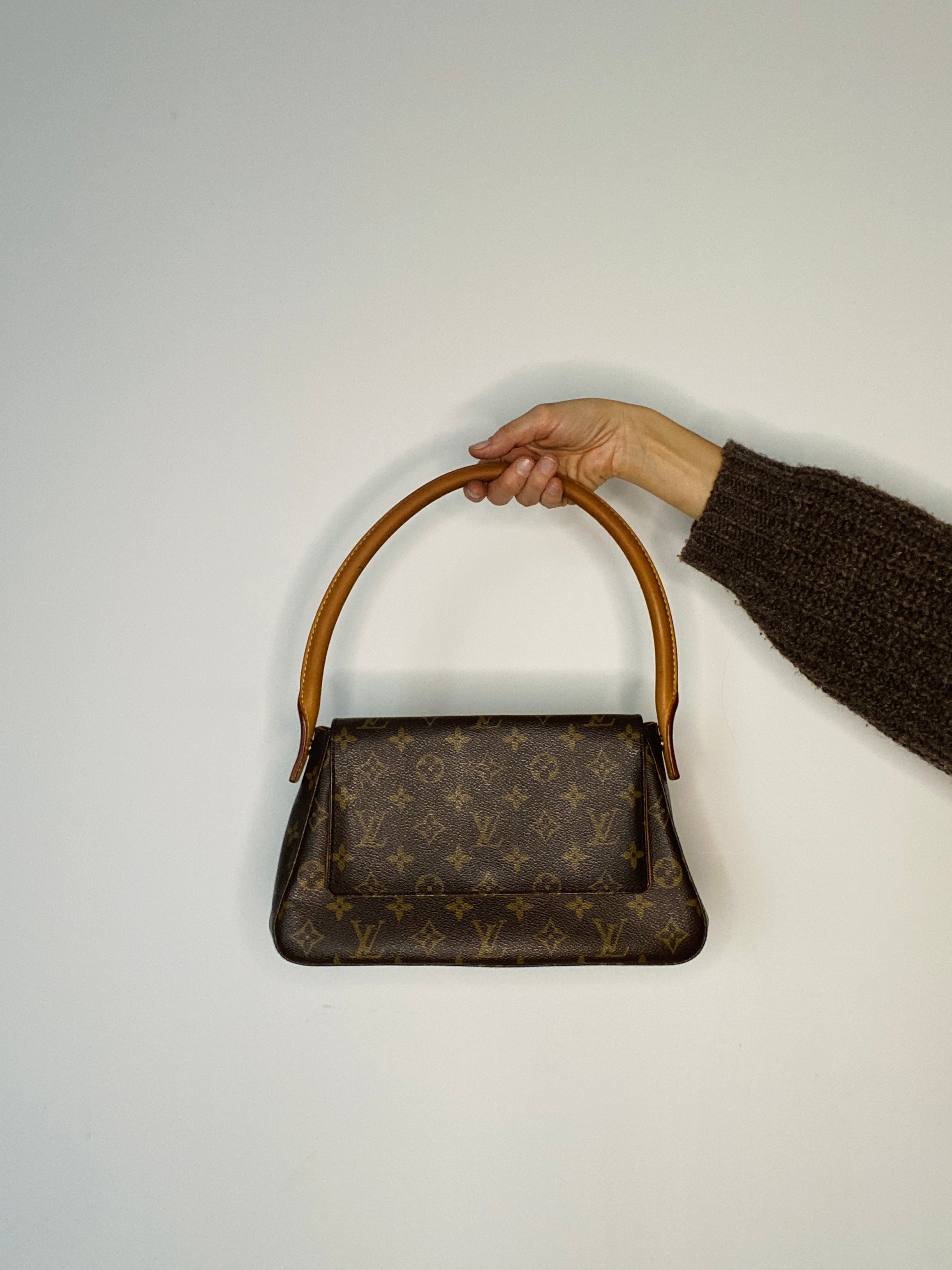 Louis Vuitton Looping PM