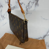 Louis Vuitton Pochette Accessoire