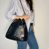 Rare Chanel Drawstring bag in Navy