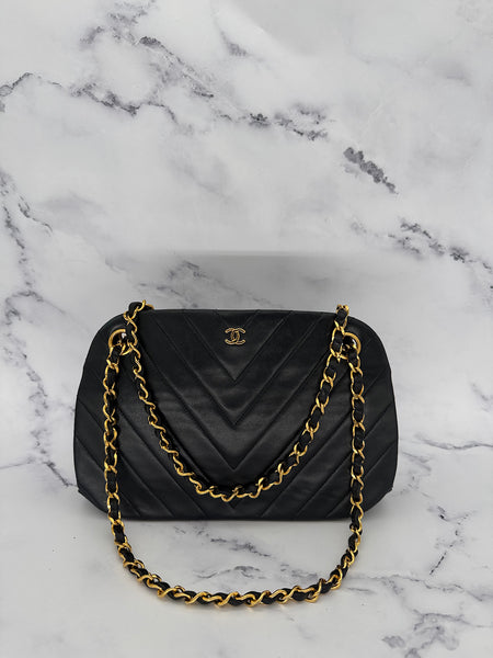 Chanel Double Chain Chevron Kisslock Bag