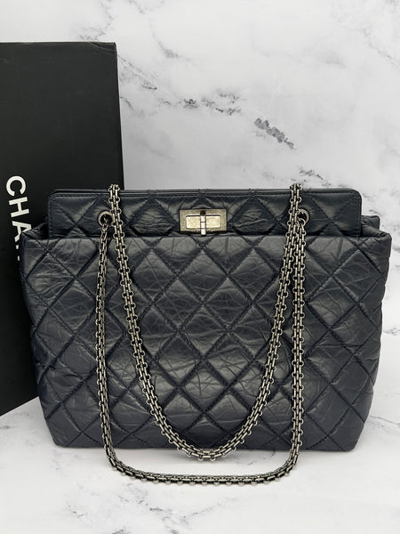 Chanel Reissue Tote Bag in Navy