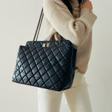 Chanel Reissue Tote Bag in Navy