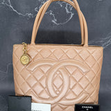 Rare Chanel Médallion in Pearl Gold