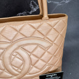 Rare Chanel Médallion in Pearl Gold
