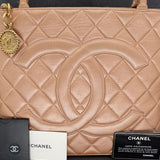 Rare Chanel Médallion in Pearl Gold
