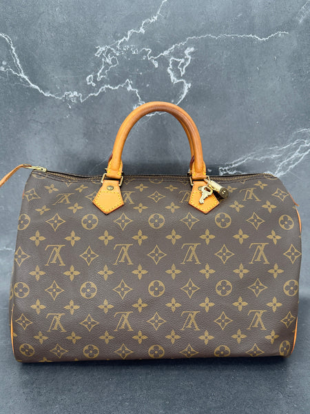 Louis Vuitton Speedy 35