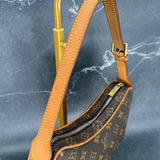 Louis Vuitton Croissant PM