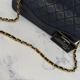 Chanel Vintage 31 in Navy