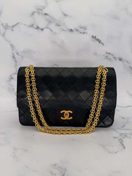 Chanel Timeless Classic Double Flap in Navy